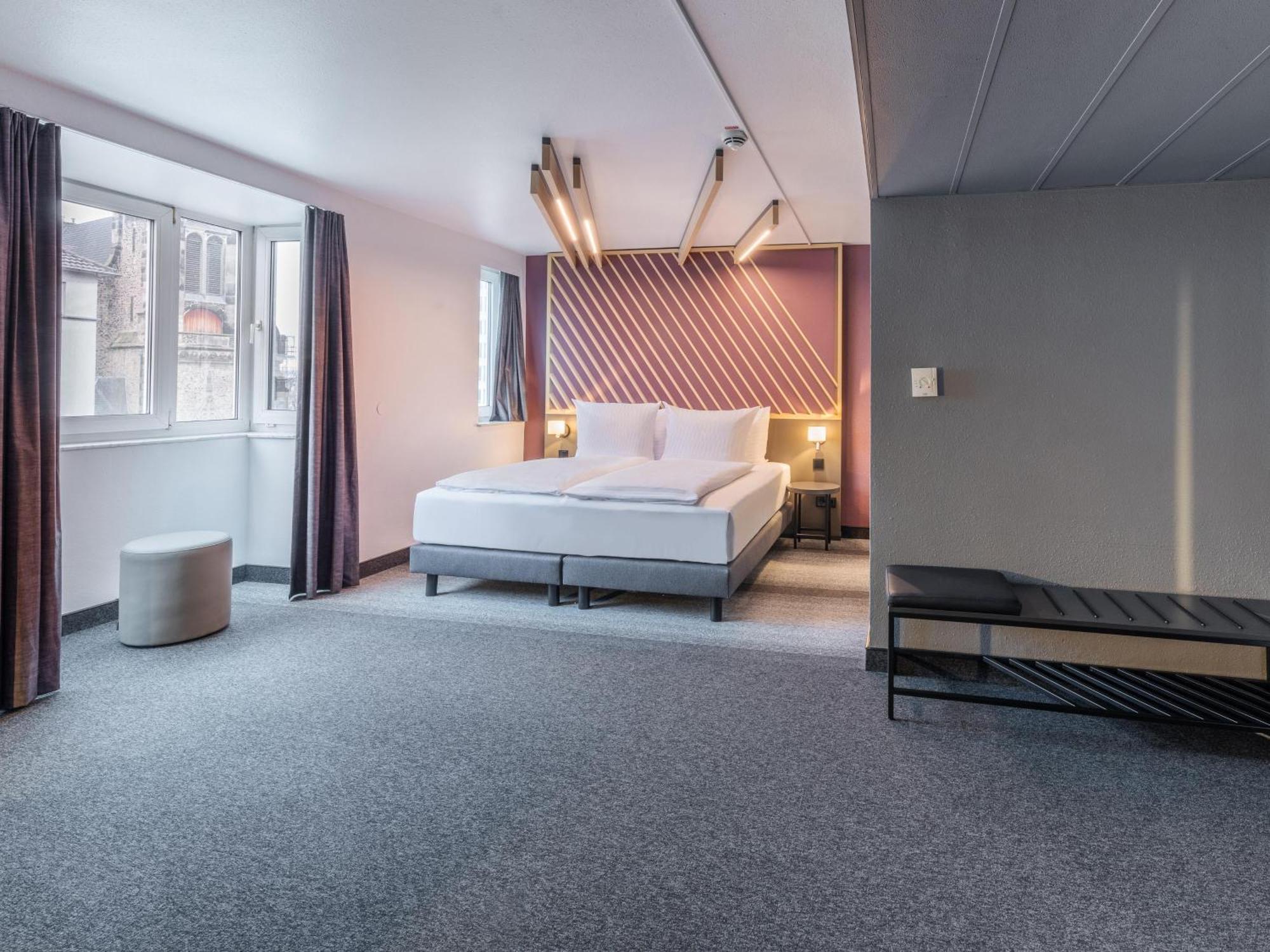 B&B Hotel Aachen-Hbf Exterior foto